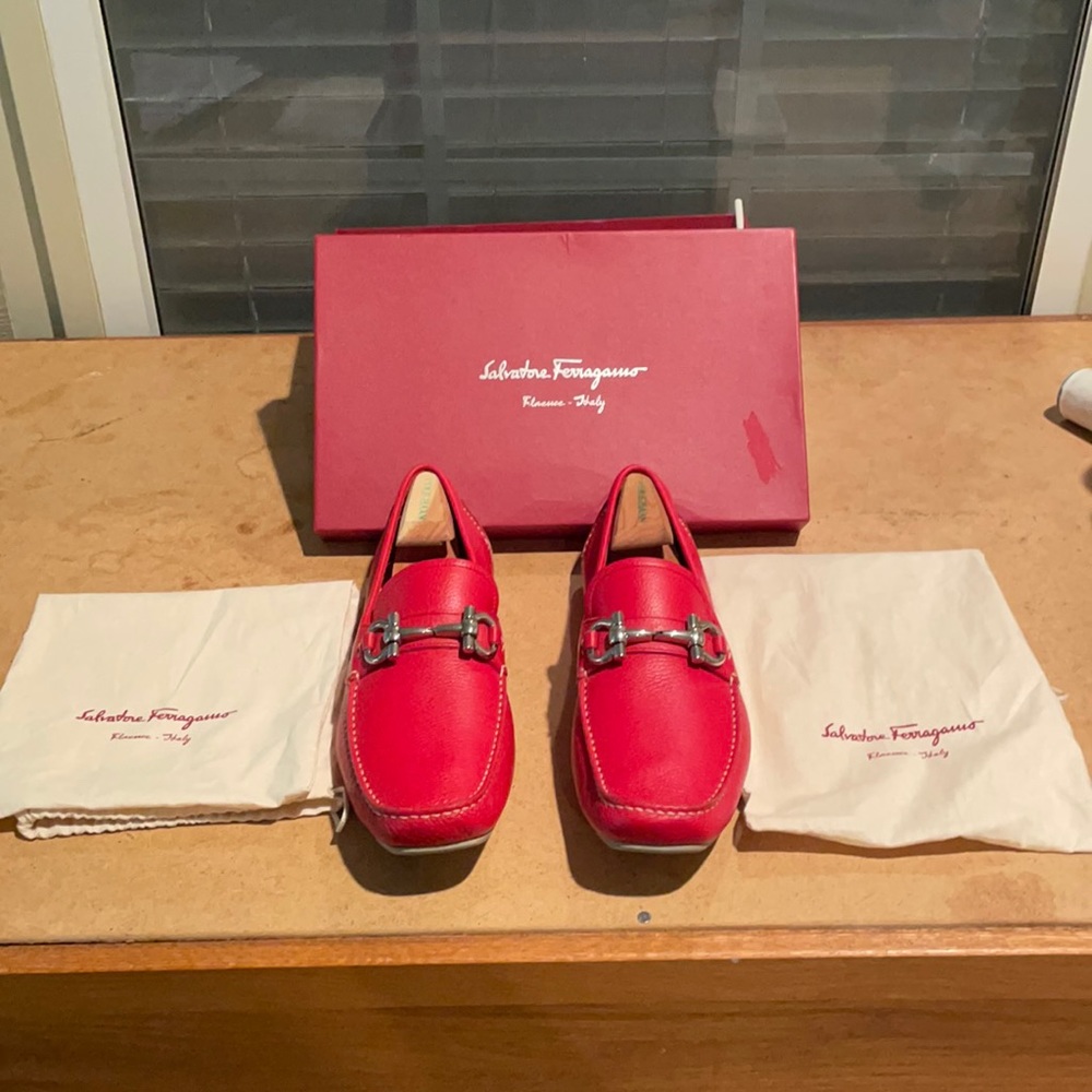 Beautiful Salvatore Ferragamo driving shoes